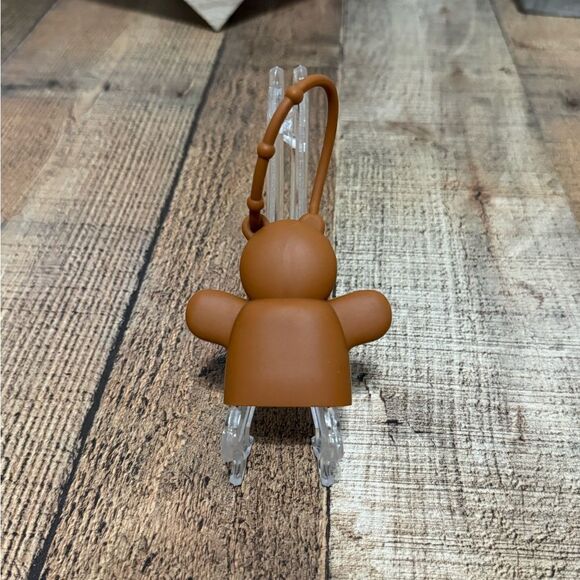 Bath Body Works Hand Sanitizer Holder Gingerbread - Picture 2 of 6